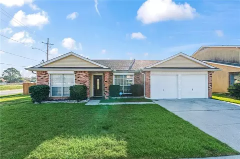 2101 Dierdorff St, Marrero, LA 70072