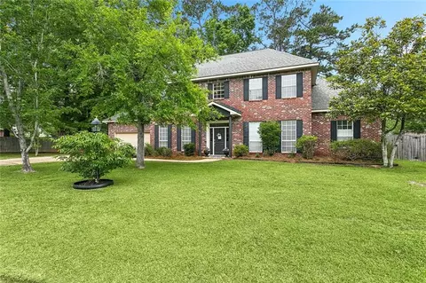 5 Rue Toulon Dr, Mandeville, LA 70471