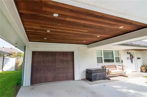 Exterior - 636 Pine St, Norco, LA 70079 photo 3 of 4