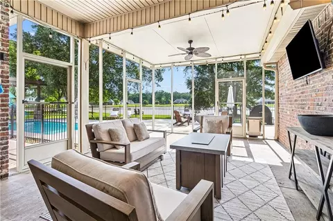 Exterior - 286 Saw Grass Loop, Covington, LA 70435 photo 3 of 12