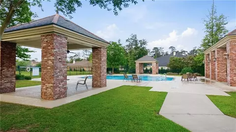 Exterior - 610 Millikens Bnd, Covington, LA 70433 photo 6 of 6