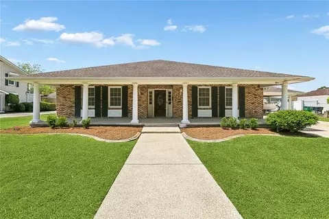 404 Fairfield Ave, Gretna, LA 70056