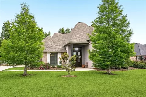 11161 Copper Hill Dr, Hammond, LA 70403
