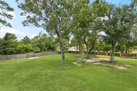 Exterior - 408 W Chase Ct, Mandeville, LA 70448 photo 13 of 13