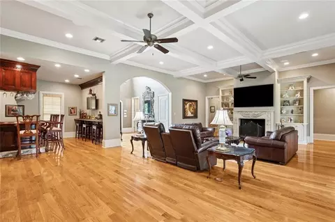 Living - 408 W Chase Ct, Mandeville, LA 70448 photo 2 of 6