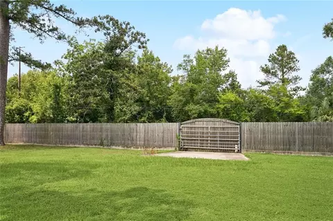 Exterior - 408 W Chase Ct, Mandeville, LA 70448 photo 10 of 13