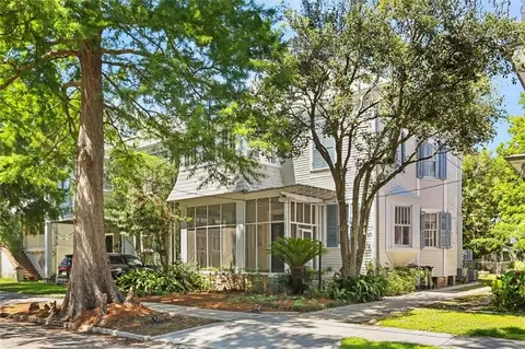 8125 Hickory St, New Orleans, LA 70118