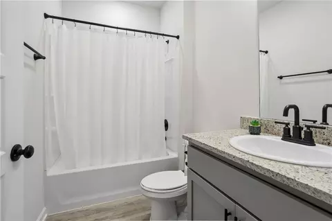Bath - 5369 Bypass Breeze Dr, Slidell, LA 70461 photo 1 of 1