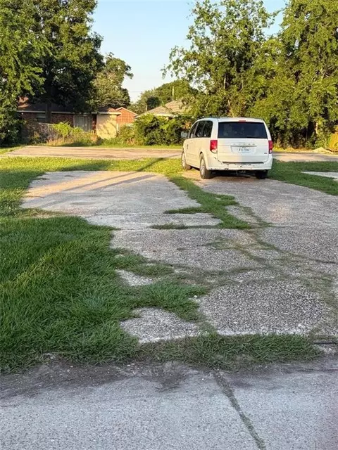 2640 Augusta St, Kenner, LA 70062 photo 2