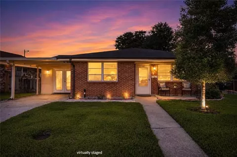 568 St Ann St, Marrero, LA 70072