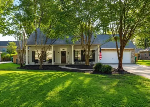 707 Kimberly Ann Cir, Mandeville, LA 70471
