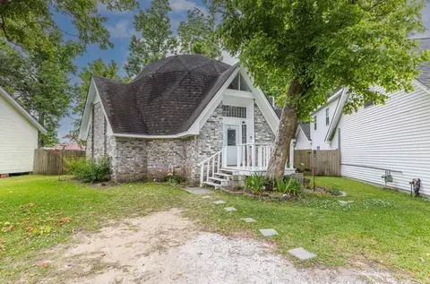 9606 Red Church Ln, Destrehan, LA 70047