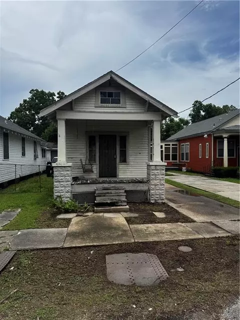 1118 Casa Calvo St, New Orleans, LA 70114