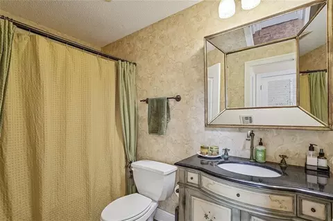 Bath - 154 Lighthouse Pt, Slidell, LA 70458 photo 4 of 5