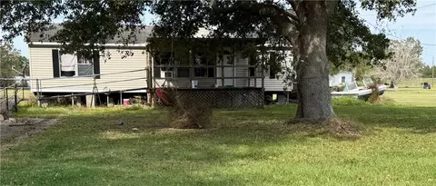 180 E Bellevue Ln, Port Sulphur, LA 70083