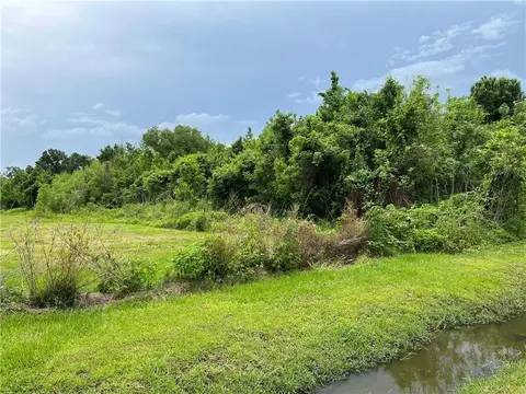 S. Kenner Avenue, Waggaman, LA 70094