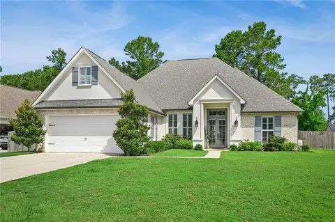 6433 Belle Maison Ln, Mandeville, LA 70448