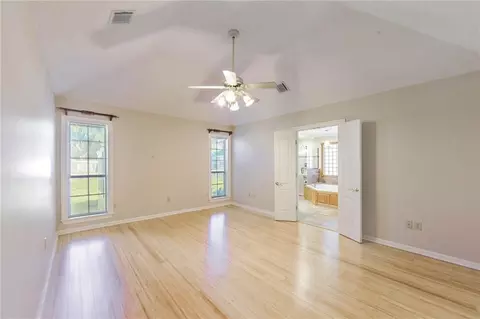 Bedroom - 111 E Killarney Dr, Thibodaux, LA 70301 photo 4 of 4