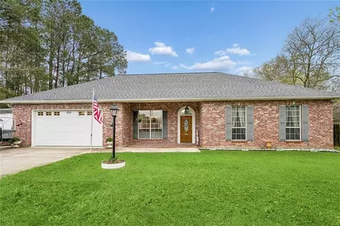 205 Maria Ave, Abita Springs, LA 70420