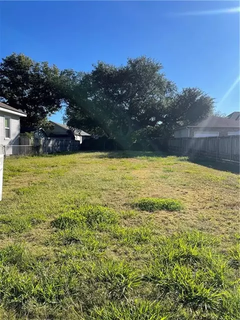 245 Aris Ave, Metairie, LA 70005