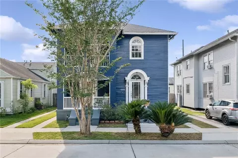 4200 02 State Street Dr, New Orleans, LA 70125