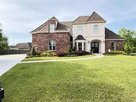 905 Pine Wild Cir, Madisonville, LA 70447