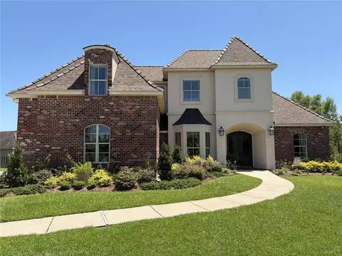 905 Pine Wild Cir, Madisonville, LA 70447