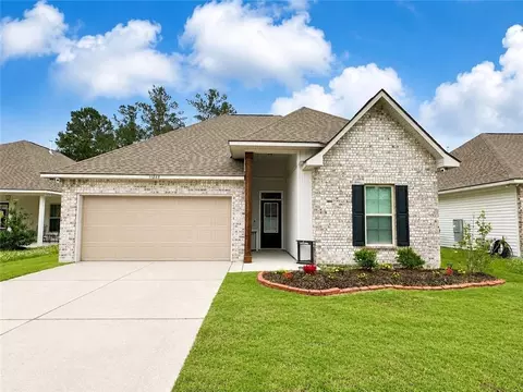 11268 Clover Knoll Dr, Covington, LA 70433