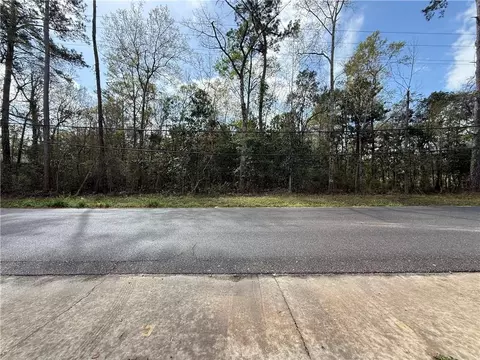 363 Mapleleaf Dr St, Slidell, LA 70458 photo 3