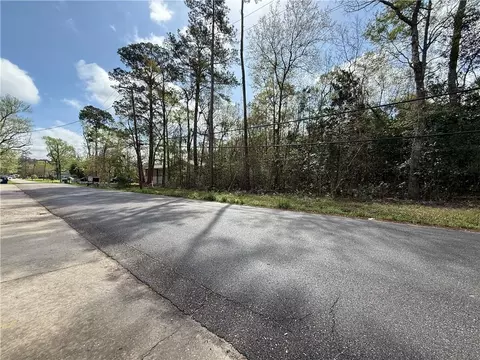 363 Mapleleaf Dr St, Slidell, LA 70458 photo 2