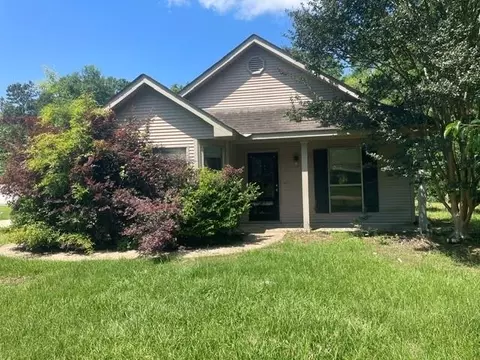 53515 Elizabeth St, Loranger, LA 70446