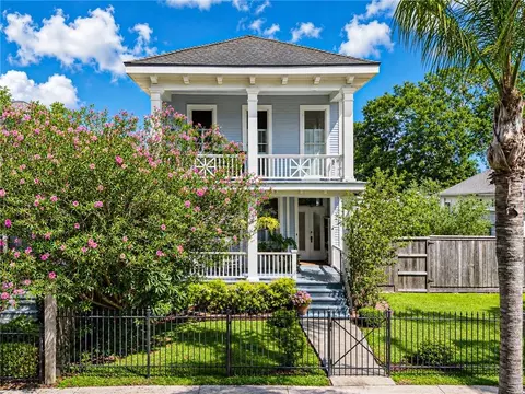 1931 Cambronne St, New Orleans, LA 70118