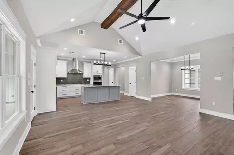 Living - 127 Sitka Loop, Haughton, LA 71037 photo 3 of 3
