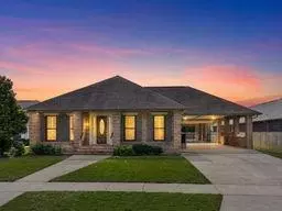3205 Rue Marcelle St, Meraux, LA 70075