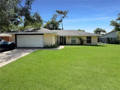 4038 Riviera Dr, Slidell, LA 70458