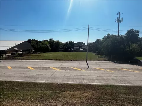 11990 Lincoln Beach Blvd, New Orleans, LA 70131