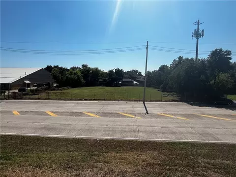 11990 Lincoln Beach Blvd, New Orleans, LA 70131