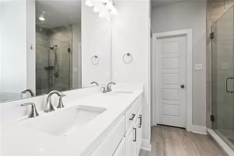 Bath - 75385 Sydney Dr, Covington, LA 70435 photo 1 of 3