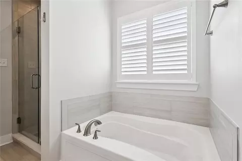 Bath - 75385 Sydney Dr, Covington, LA 70435 photo 2 of 3