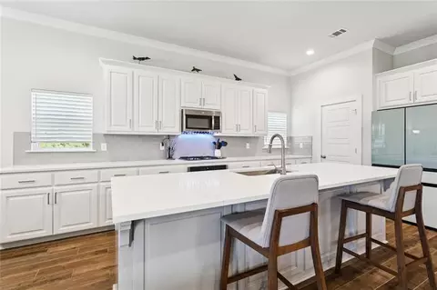 Kitchen - 75385 Sydney Dr, Covington, LA 70435 photo 2 of 2