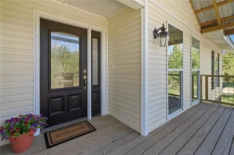 Exterior - 18236 Monga Dr, Covington, LA 70433 photo 4 of 11