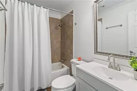 Bath - 18236 Monga Dr, Covington, LA 70433 photo 1 of 3