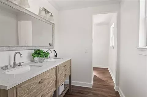 Bath - 18236 Monga Dr, Covington, LA 70433 photo 3 of 3
