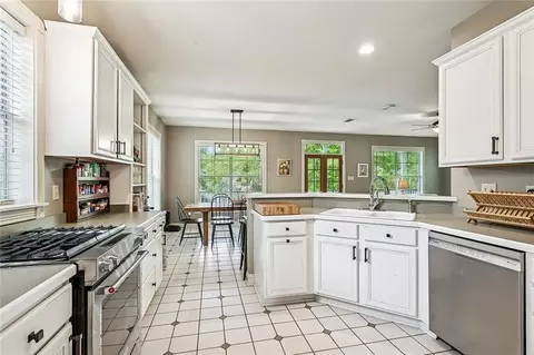 Kitchen - 18120 Cusachs Dr, Covington, LA 70433 photo 3 of 3