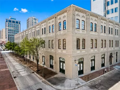 700 Commerce St #212, New Orleans, LA 70130