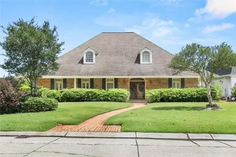 10 Chateau Latour Dr, Kenner, LA 70065