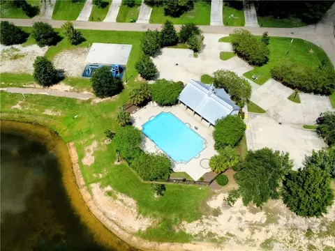 View/Area - 544 Huseman Ln, Covington, LA 70435 photo 5 of 6