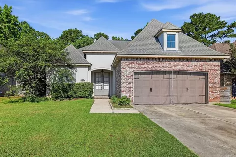 633 N Brown Thrasher Loop, Madisonville, LA 70447