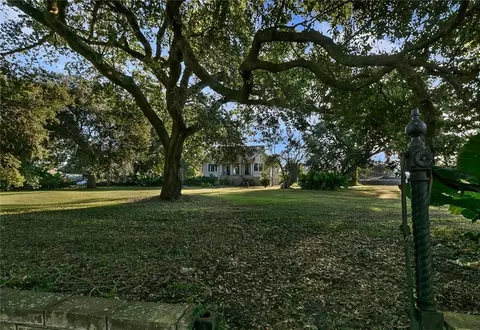2020 Farragut St, New Orleans, LA 70114