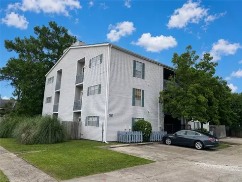 2866 Steamship Cir #1A, River Ridge, LA 70123